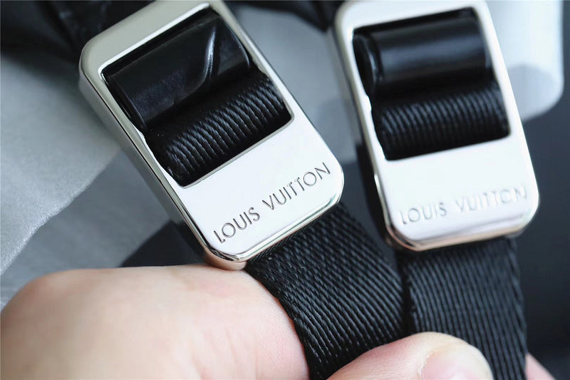 Franco Shops - Louis Vuittons  - 9640