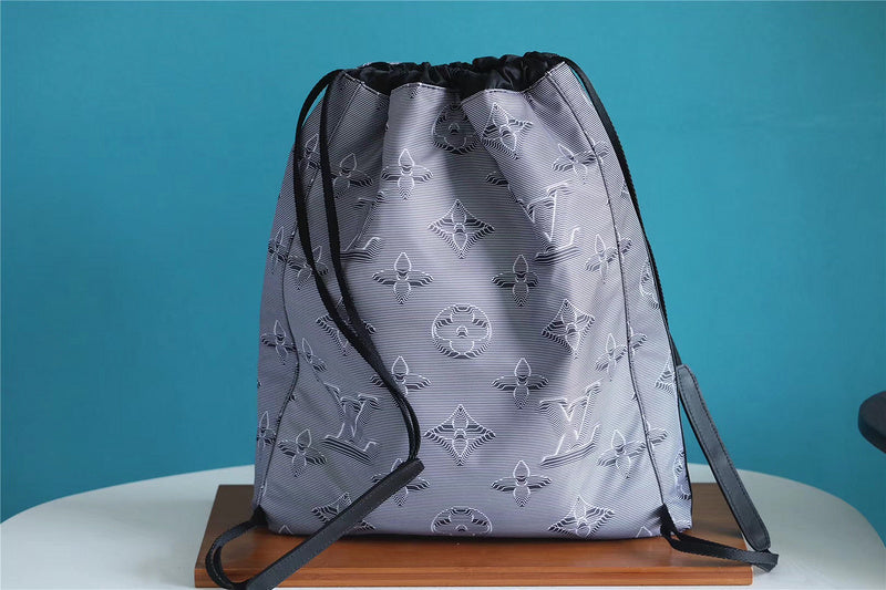 Franco Shops - Louis Vuittons  - 9711