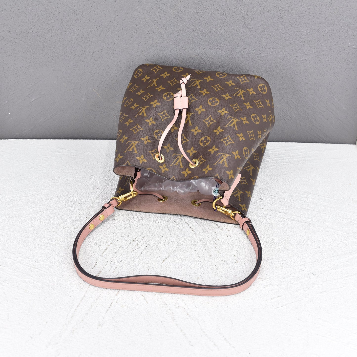 LOUIS VUITTON Monogram Noenoe