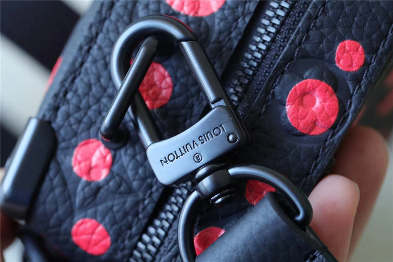 Franco Shops - Louis Vuittons  - 9965