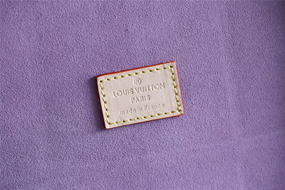 Franco Shops - Louis Vuittons  - 9552