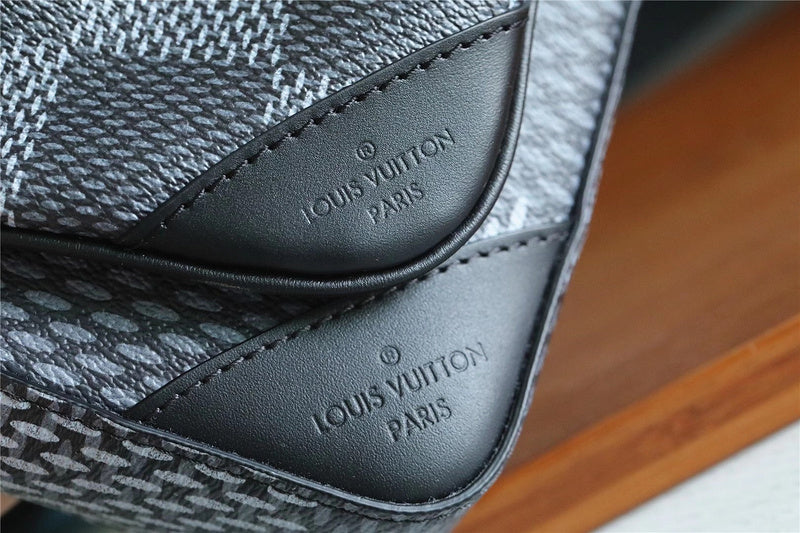 Franco Shops - Louis Vuittons  - 10059