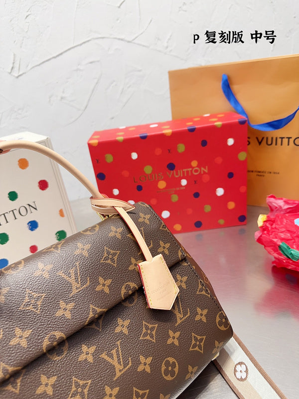 Franco Shops - Louis Vuittons  - 14946