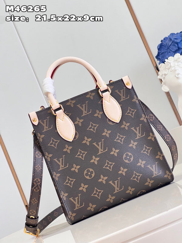 Franco Shops - Louis Vuittons  - 15393