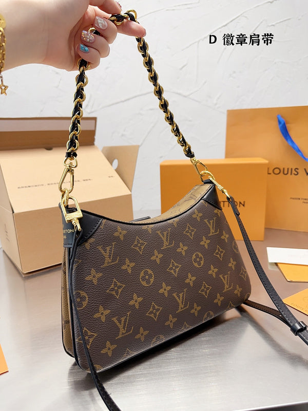Franco Shops - Louis Vuittons  - 15082