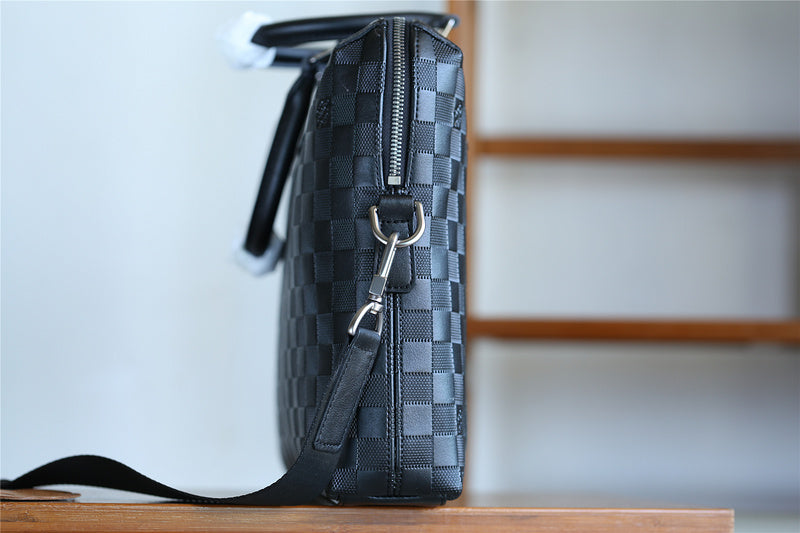 Franco Shops - Louis Vuittons  - 9832