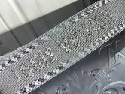 Franco Shops - Louis Vuittons  - 15253