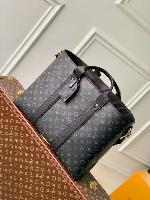 Franco Shops - Louis Vuittons  - 15602
