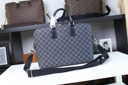 Franco Shops - Louis Vuittons  - 9875