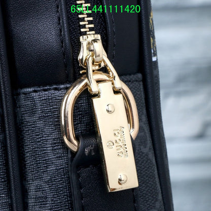 Gucci Bags - The Tote   948