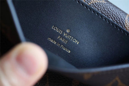 Franco Shops - Louis Vuittons  - 9223