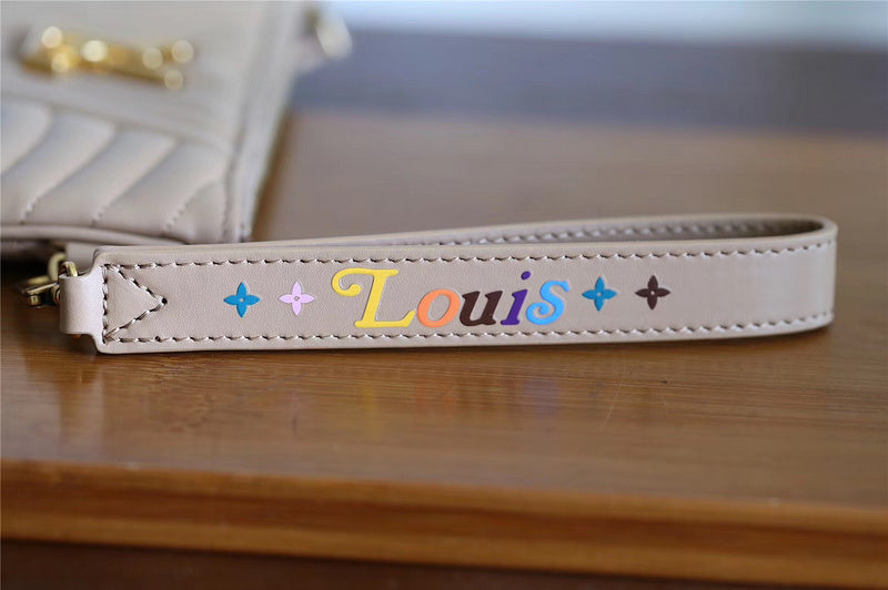 Franco Shops - Louis Vuittons  - 9348