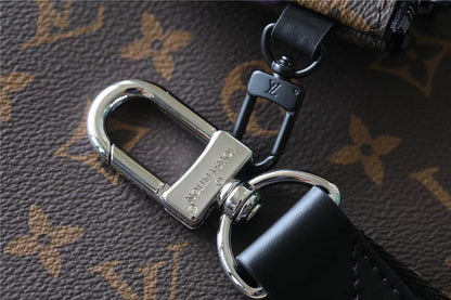 Franco Shops - Louis Vuittons  - 10050