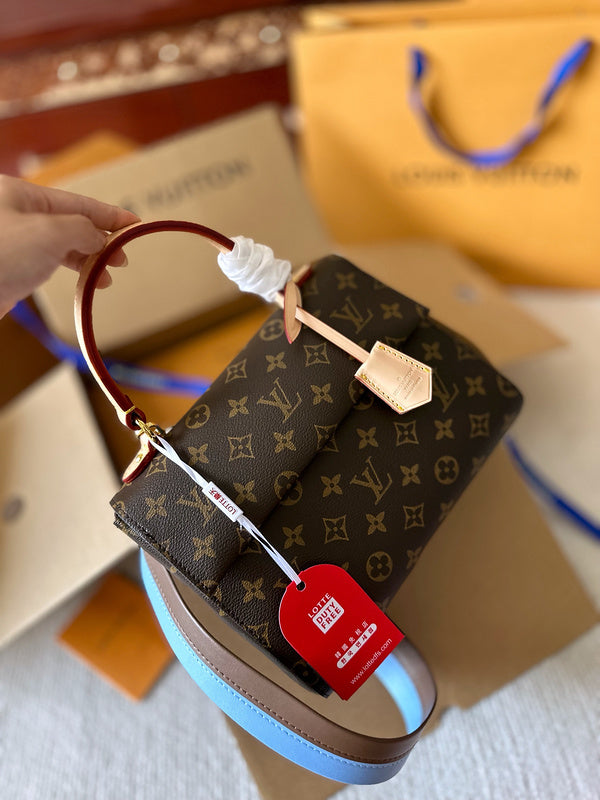 Franco Shops - Louis Vuittons  - 14856