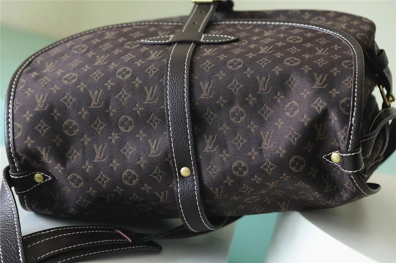 Franco Shops - Louis Vuittons  - 10010