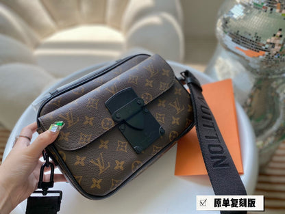 Franco Shops - Louis Vuittons  - 15038