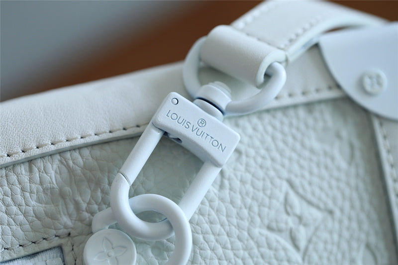 Franco Shops - Louis Vuittons  - 10185