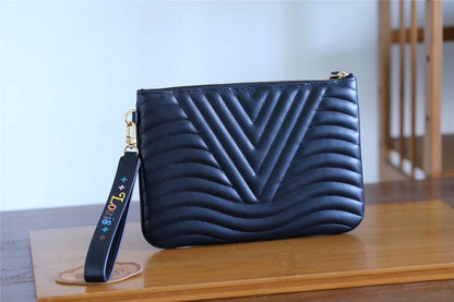 Franco Shops - Louis Vuittons  - 9351