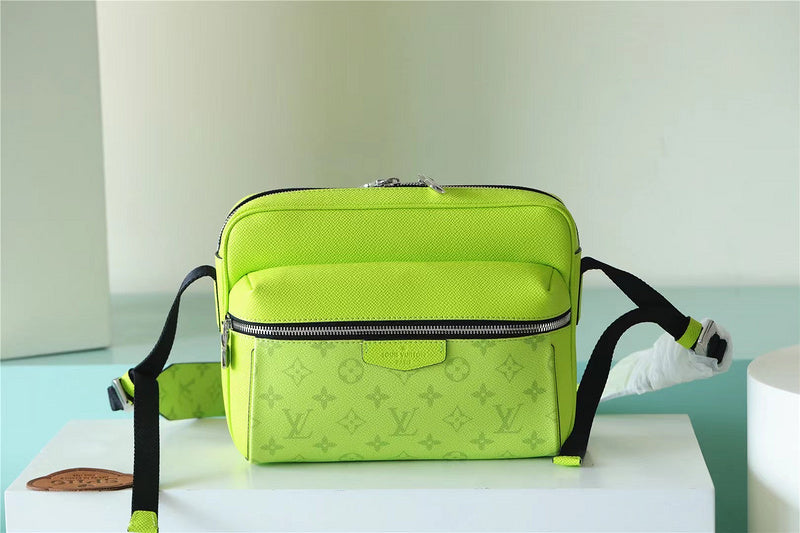 Franco Shops - Louis Vuittons  - 9901