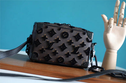 Franco Shops - Louis Vuittons  - 10147