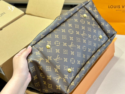 Franco Shops - Louis Vuittons  - 15006