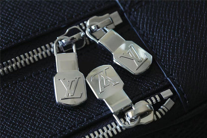 Franco Shops - Louis Vuittons  - 9596