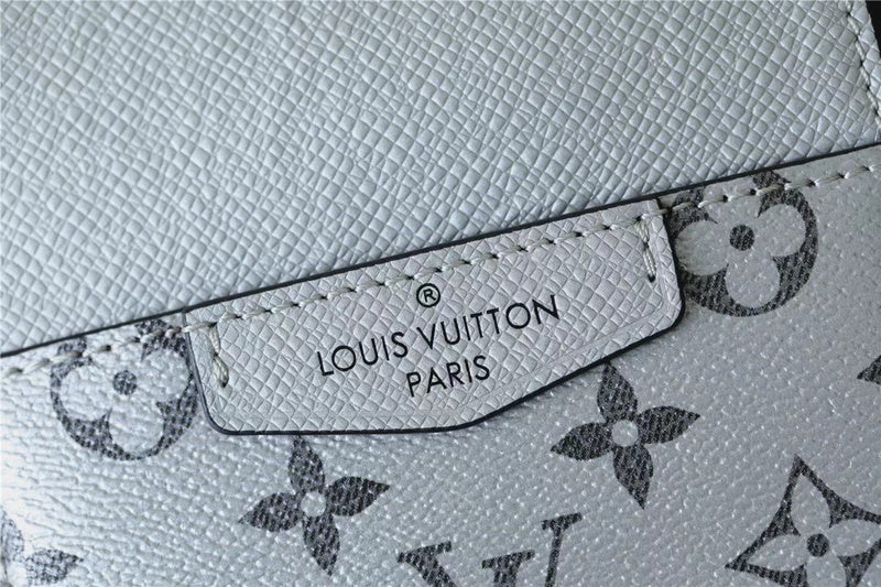 Franco Shops - Louis Vuittons  - 10204