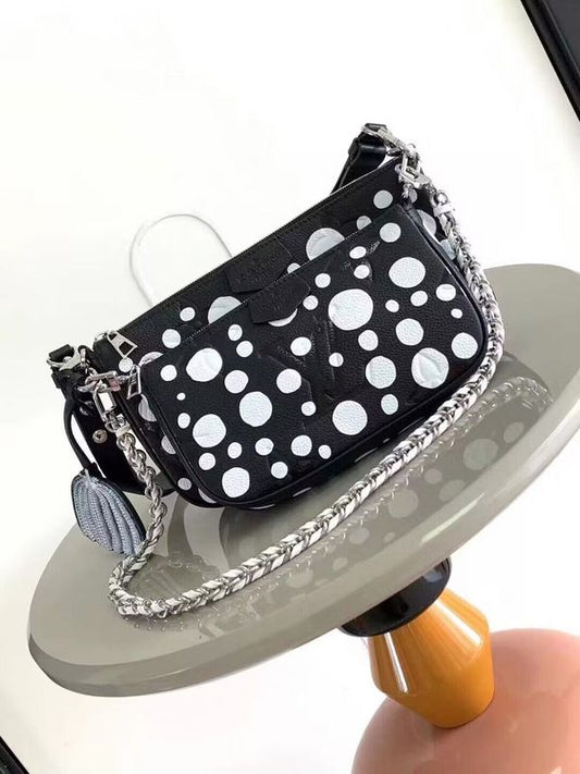 Franco Shops - Louis Vuittons  - 15265