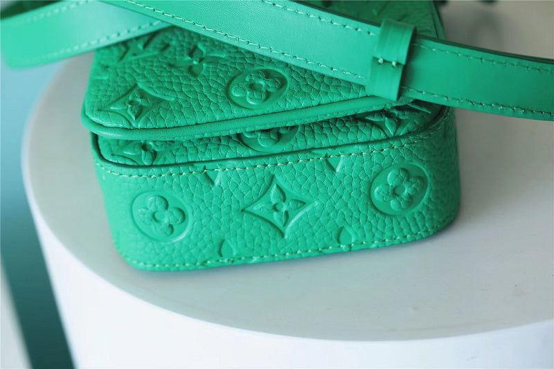 Franco Shops - Louis Vuittons  - 10086
