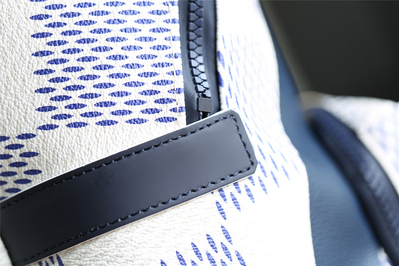 Franco Shops - Louis Vuittons  - 9772