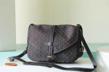 Franco Shops - Louis Vuittons  - 10010