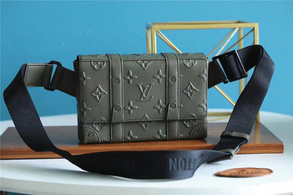 Franco Shops - Louis Vuittons  - 10041