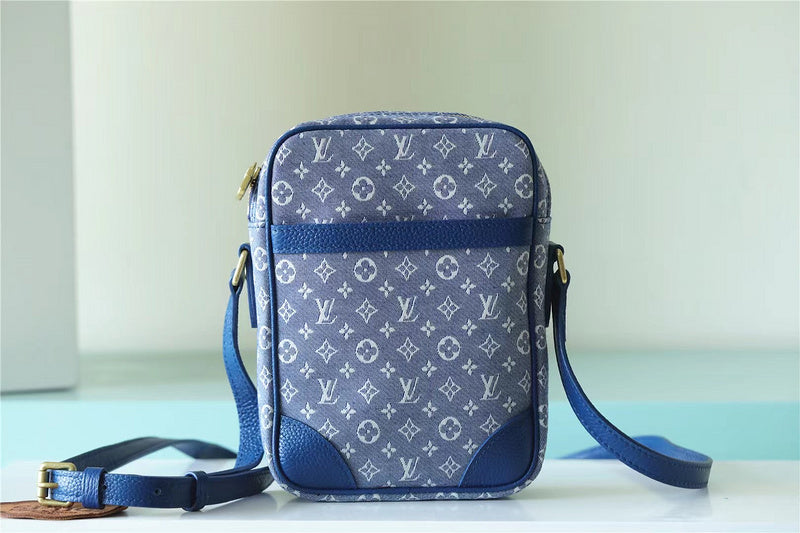 Franco Shops - Louis Vuittons  - 9900