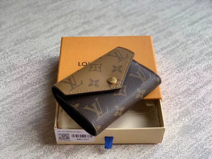 Franco Shops - Louis Vuittons  - 15765