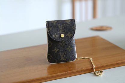 Franco Shops - Louis Vuittons  - 9421