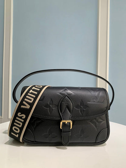 Franco Shops - Louis Vuittons  - 15692