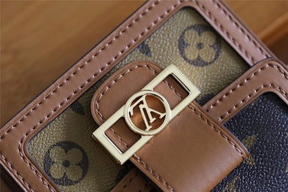 Franco Shops - Louis Vuittons  - 9339