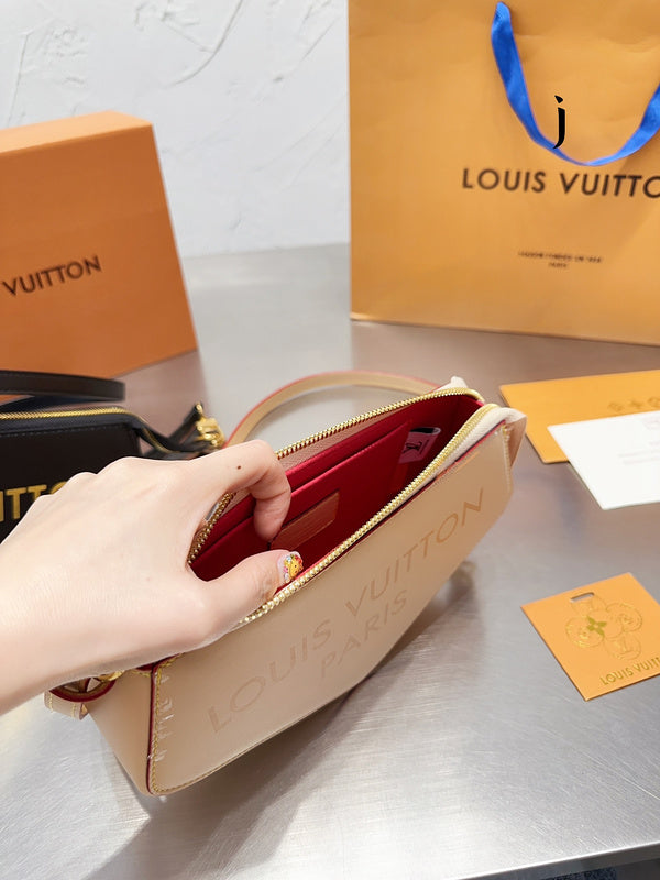 Franco Shops - Louis Vuittons  - 14919