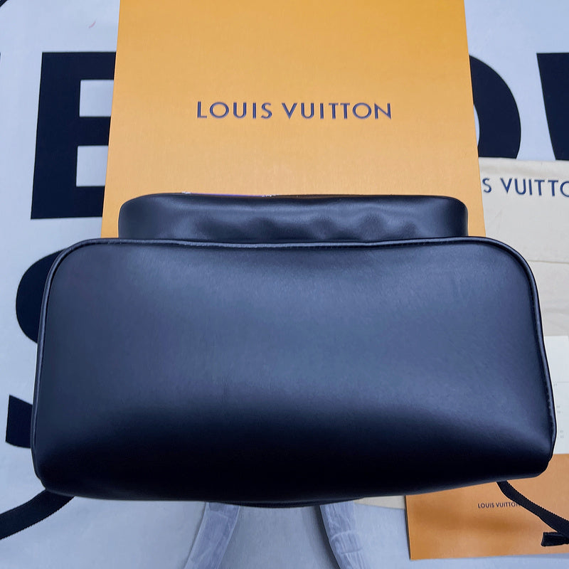 Franco Shops - Louis Vuittons  - 9612
