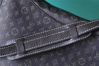 Franco Shops - Louis Vuittons  - 9942