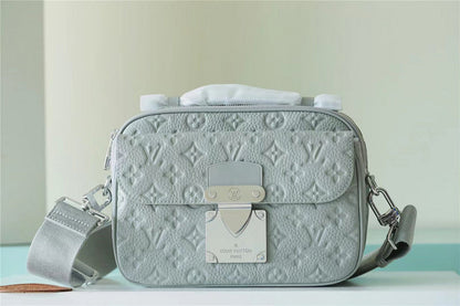 Franco Shops - Louis Vuittons  - 9909