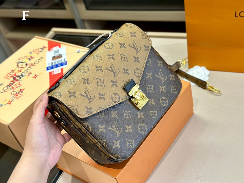 Franco Shops - Louis Vuittons  - 15033