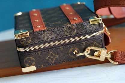 Franco Shops - Louis Vuittons  - 10119