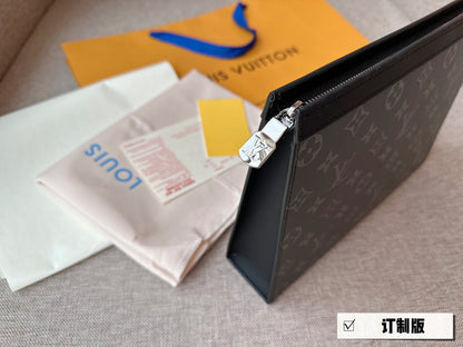 Franco Shops - Louis Vuittons  - 15081