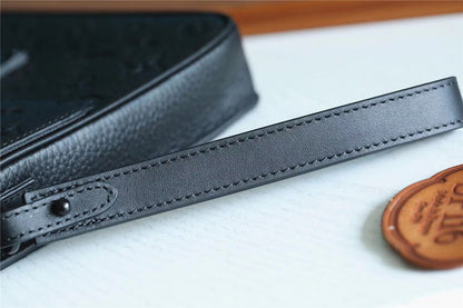 Franco Shops - Louis Vuittons  - 10098