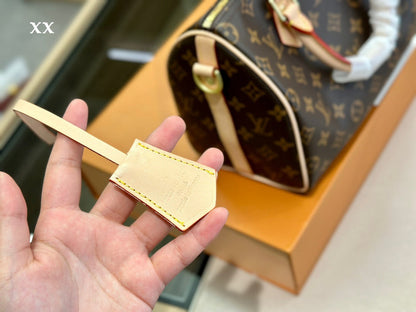 Franco Shops - Louis Vuittons  - 15046