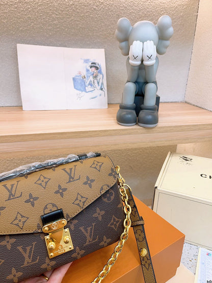 Franco Shops - Louis Vuittons  - 14912