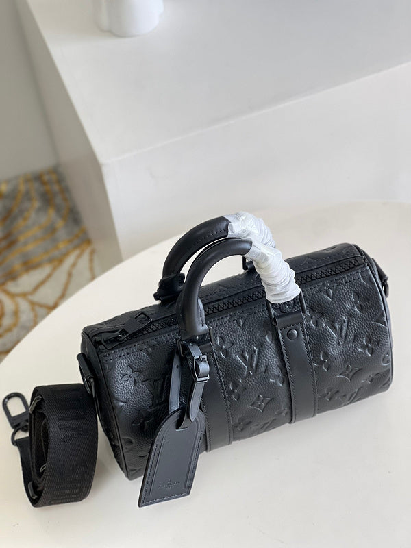 Franco Shops - Louis Vuittons  - 15369