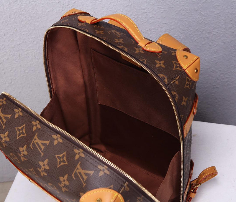 Franco Shops - Louis Vuittons  - 15576