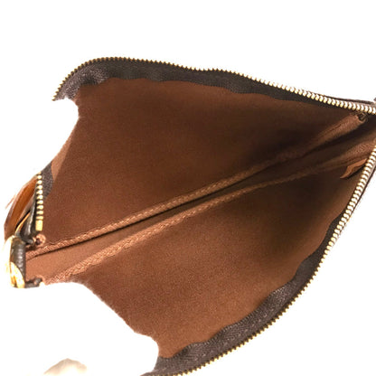 LOUIS VUITTON Pouch